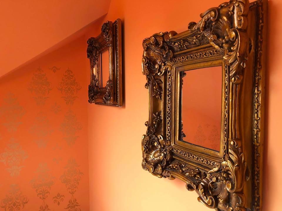 Tulipan Villa Panzio Szolnok Bagian luar foto